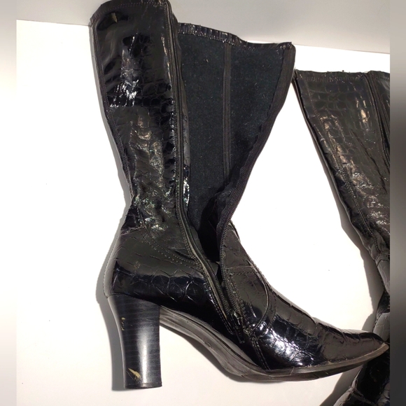 Maurice's Faux Leather Calf high heel boots. Size 10 Black - Picture 9 of 12